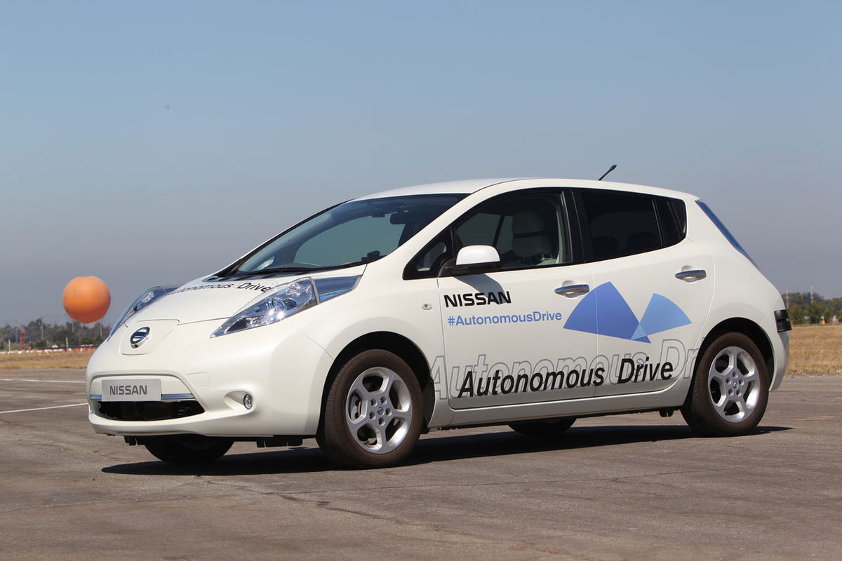 Nissan-leaf-autonomous_1.jpg