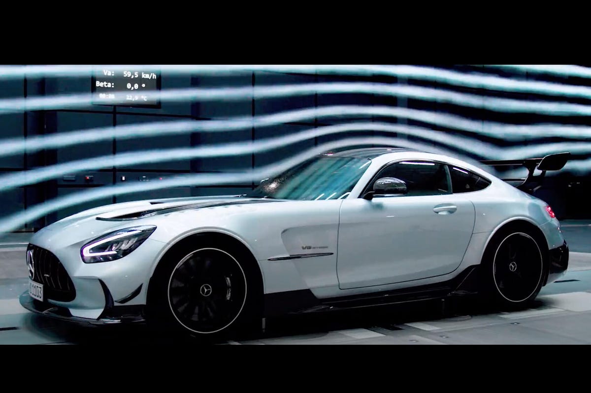 2021-mercedes-amg-gt-black-series-110