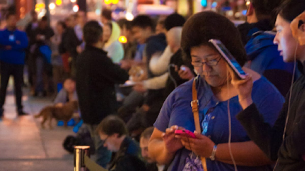 San Francisco Apple store line-goers in the early morning on launch day Friday.