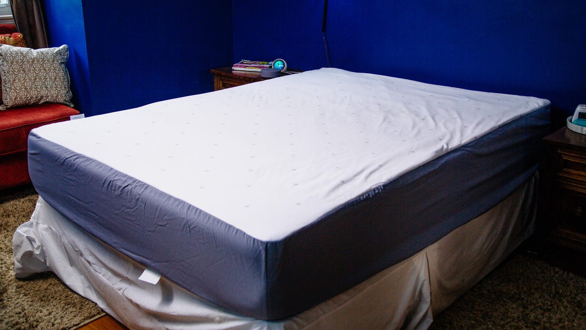 eight-sleep-mars-plus-product-photos-1