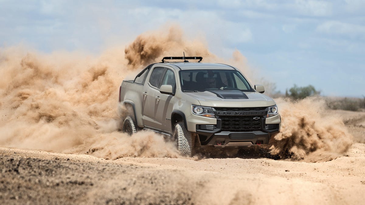 2021-chevrolet-colorado-zr2-003