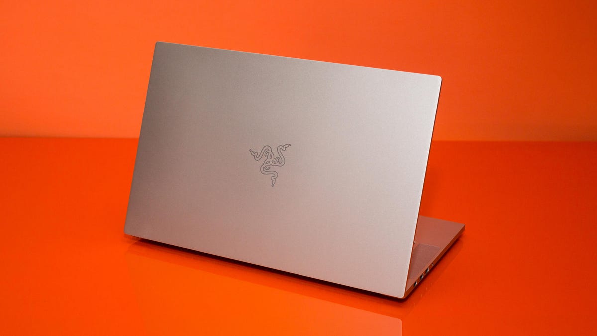 14-razer-blade-advanced-2019