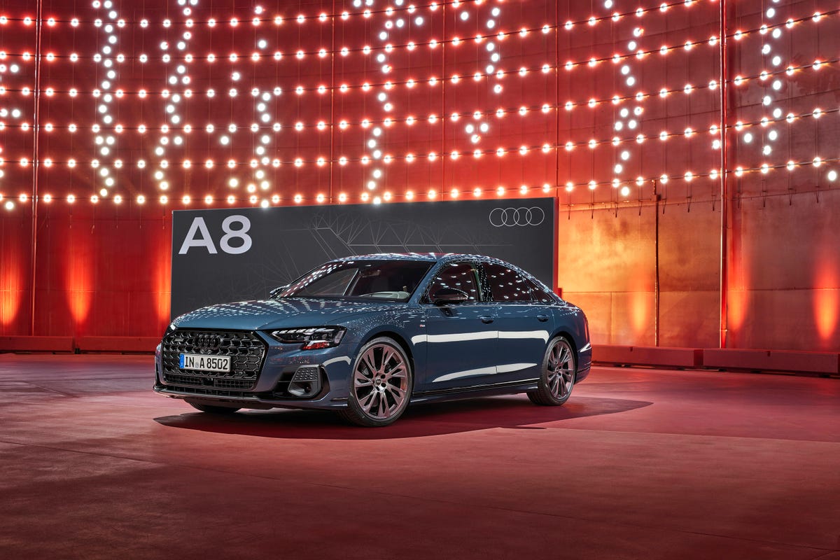 2022 Audi A8