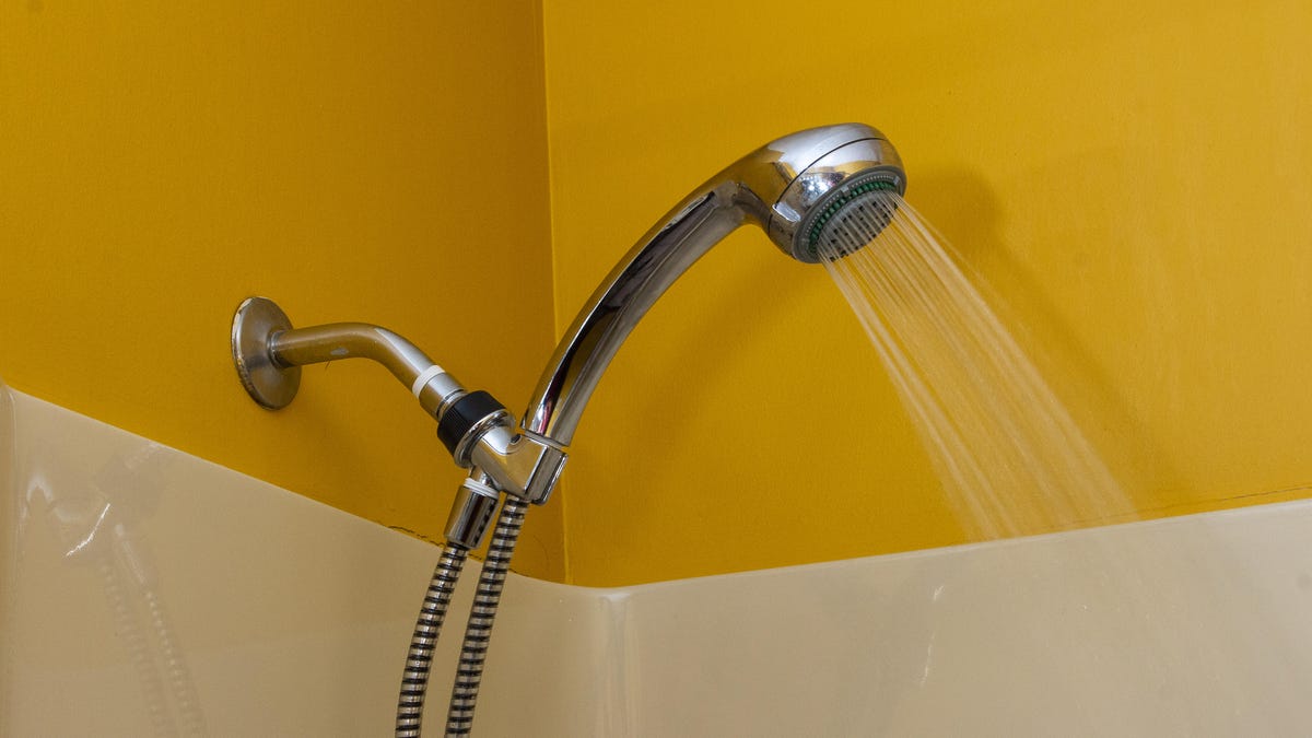 showerhead-install-10