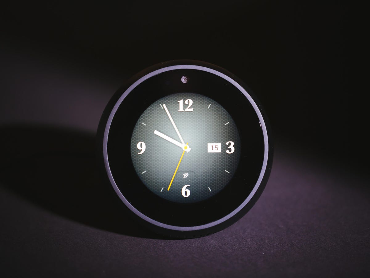 amazon-echo-spot-product-photos-1