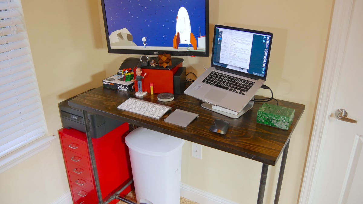 standing-desk.jpg