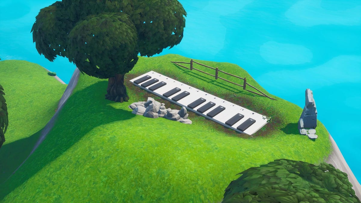 Fortnite giant piano