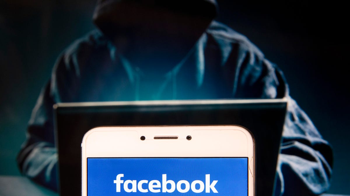 American online social media and social networking service