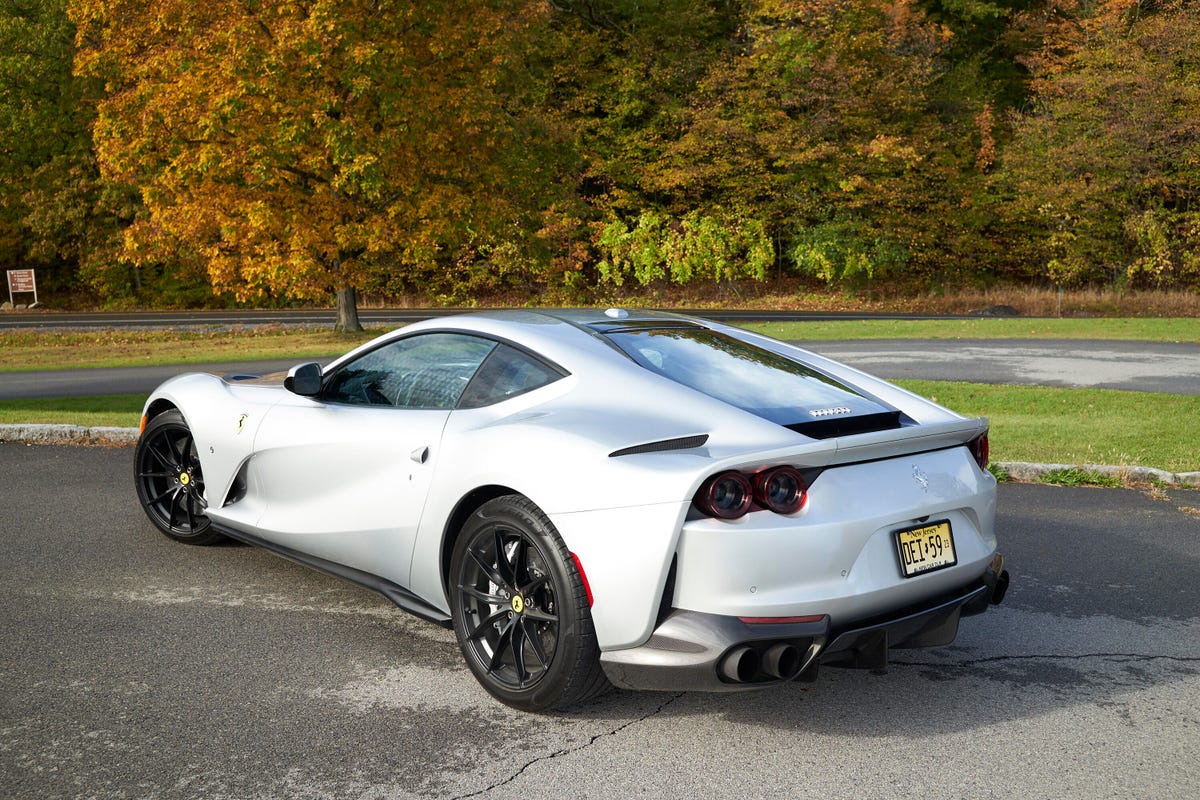 2019 Ferrari 812 Superfast