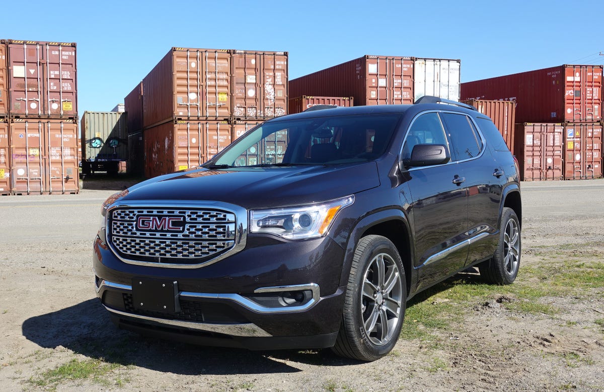 2017-gmc-acadia-denali-17.jpg