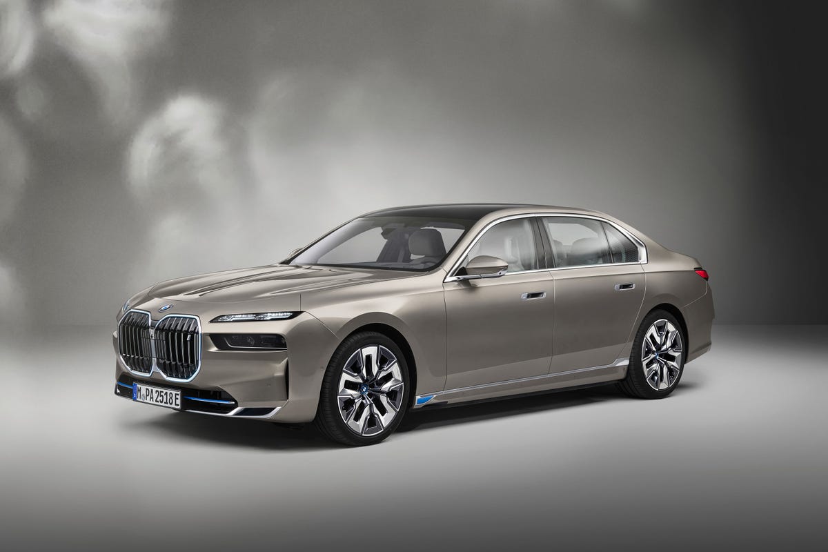 2023 BMW i7
