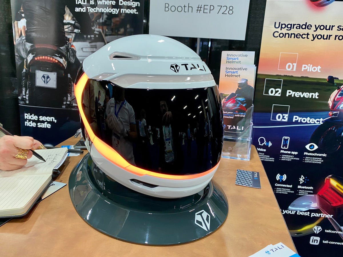 Tali smart motorcycle helmet