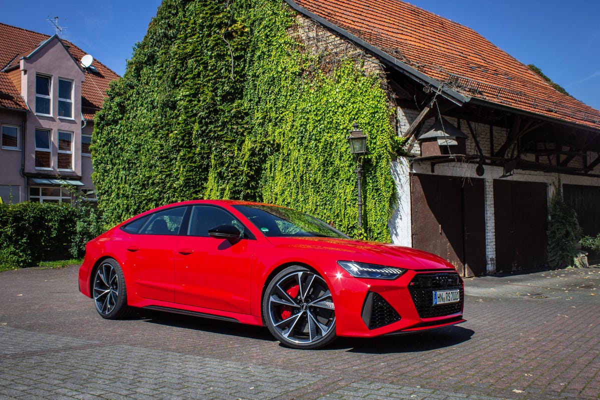 2020-audi-rs7-retouched-1
