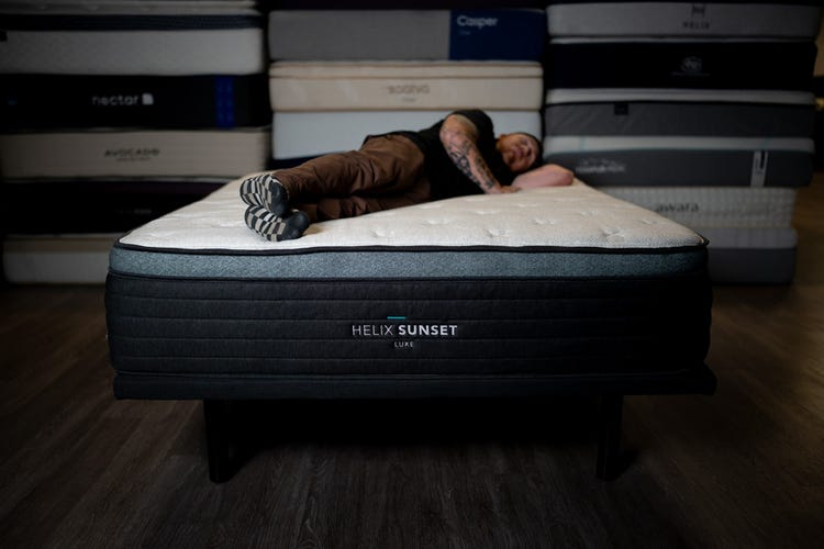Helix Sunset Luxe side sleeper