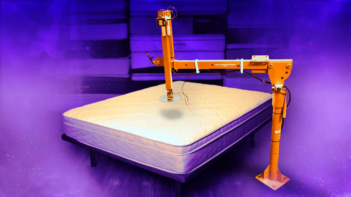 Mattress Smasher 9000 testing the Helix mattress
