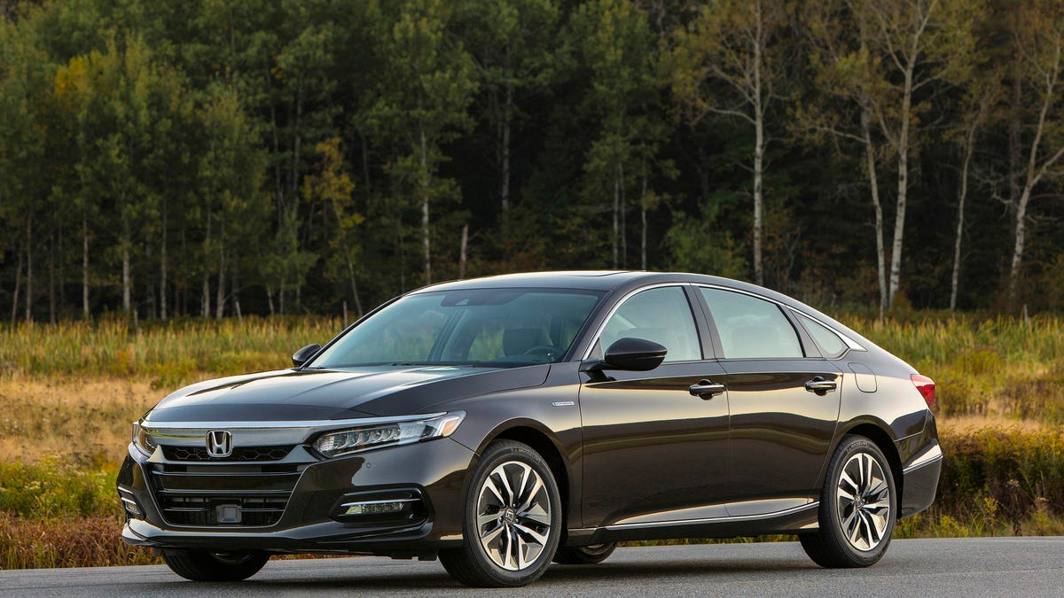 2019-honda-accord-001