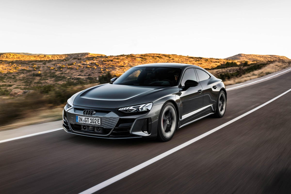 audi-e-tron-gt-rs-10