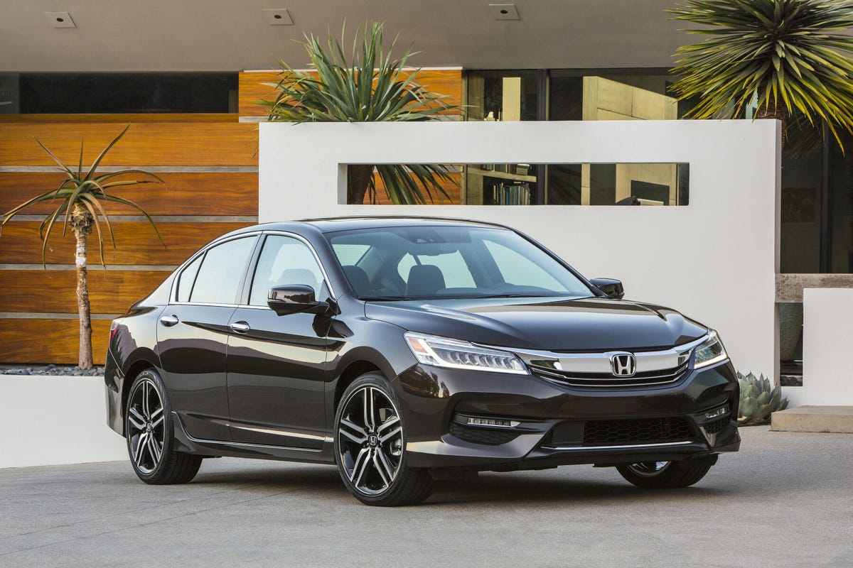 2016-honda-accord-sedan-9