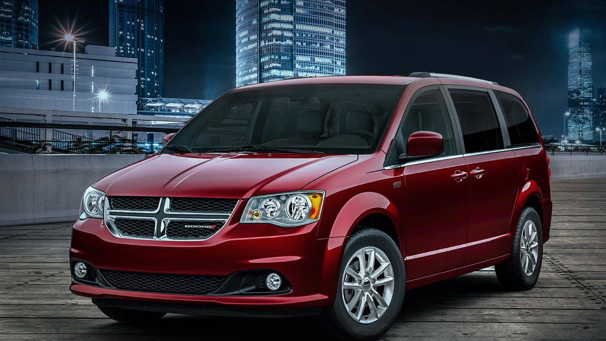 2019-dodge-grand-caravan-35th-anniversary-1