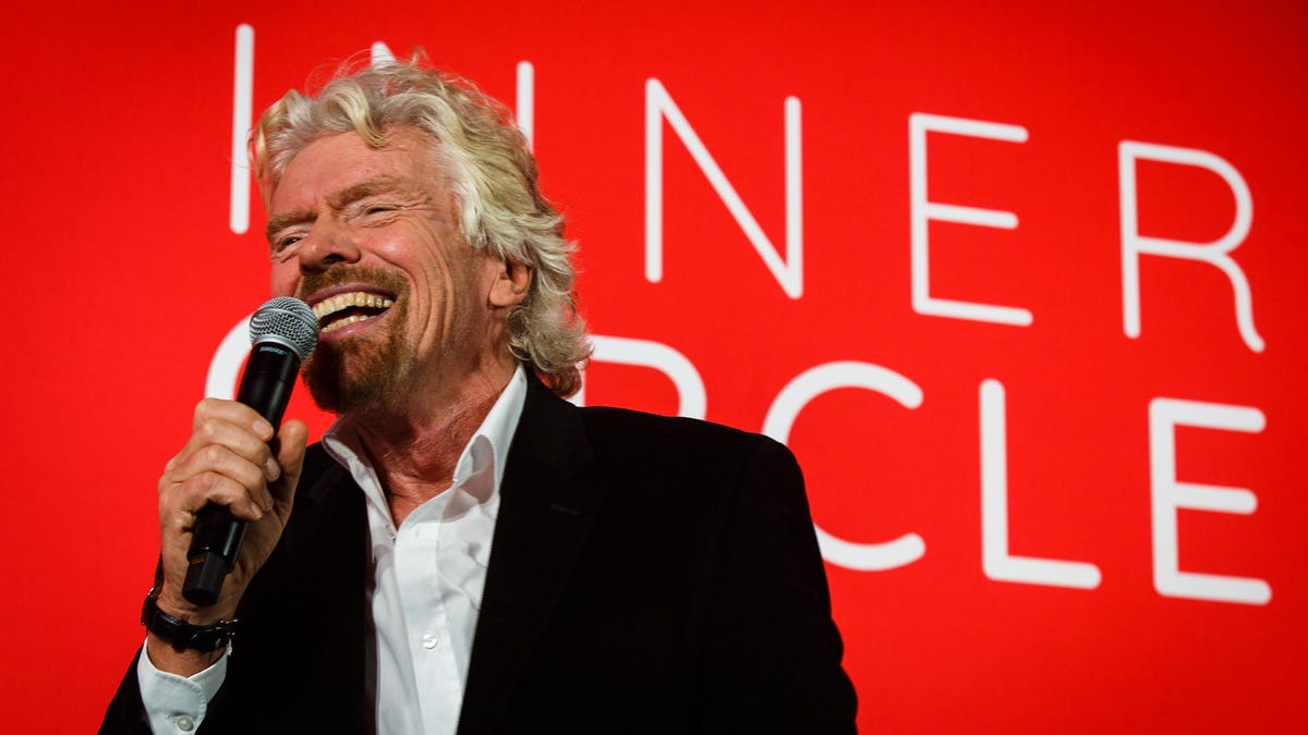 richard-branson-virgin-mobile-0528-003