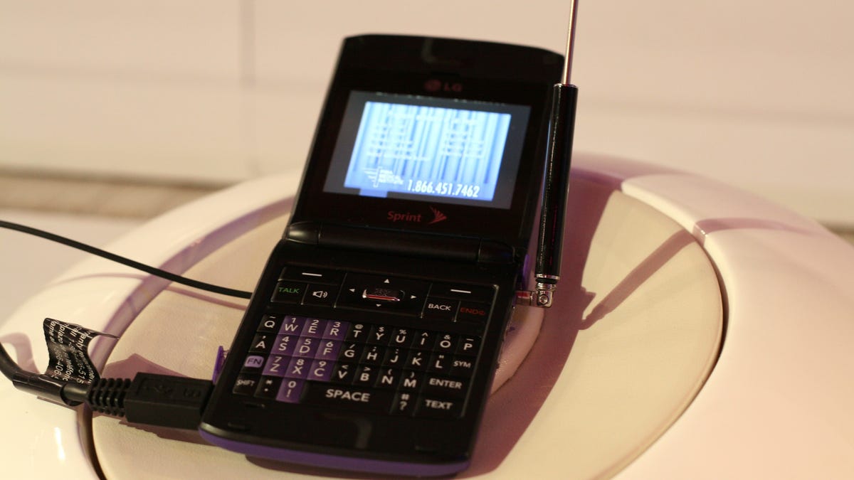 LG Lotus with ATSC Mobile TV