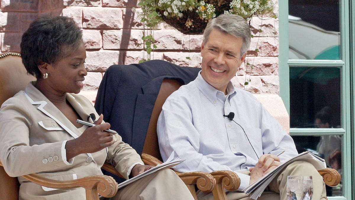caption: FCC commissioners Robert McDowell (right) and Mignon Clyburn say the agency is still investigating San Francisco's subway agency