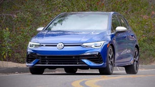 vw-golf-r-2022-review-holdingstill-cms
