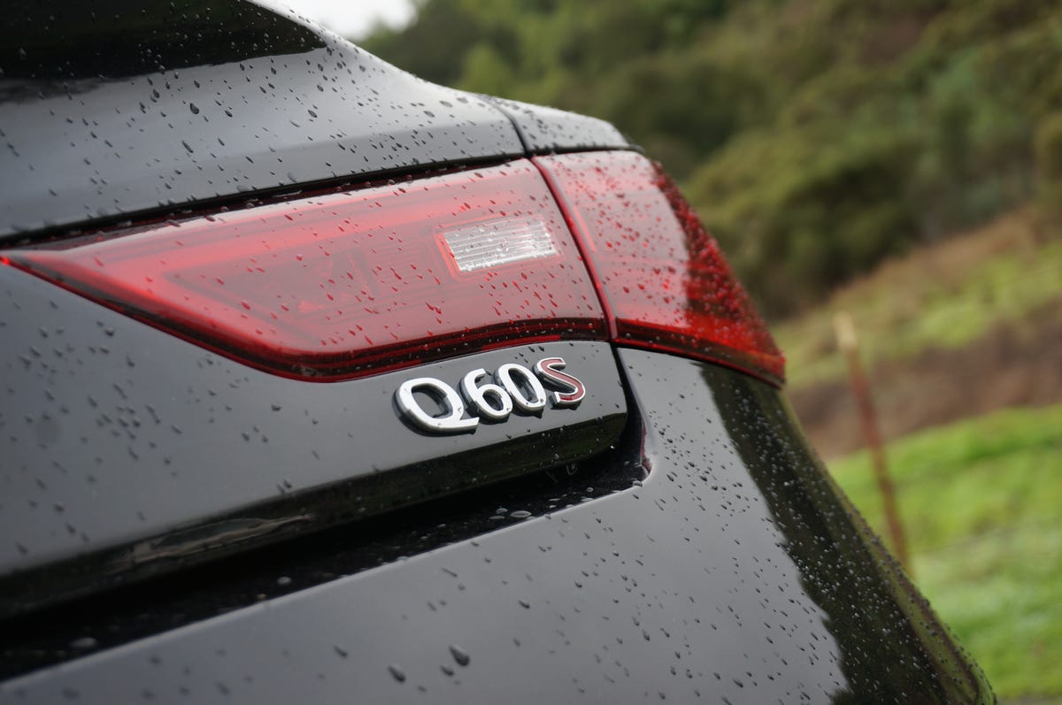 2017 Infiniti Q60S Red Sport