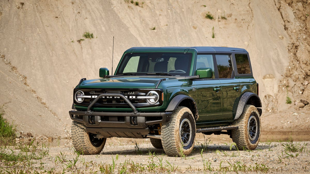 2022 Ford Bronco Eruption Green