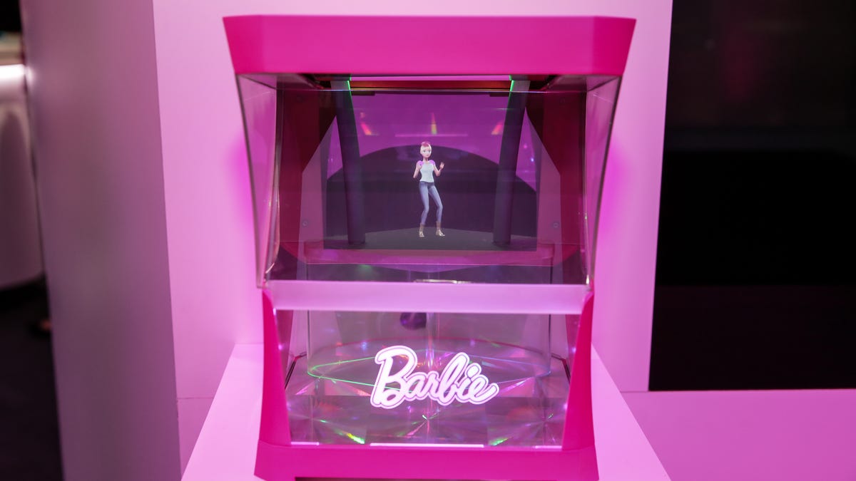 hello-barbie-hologram-02.jpg