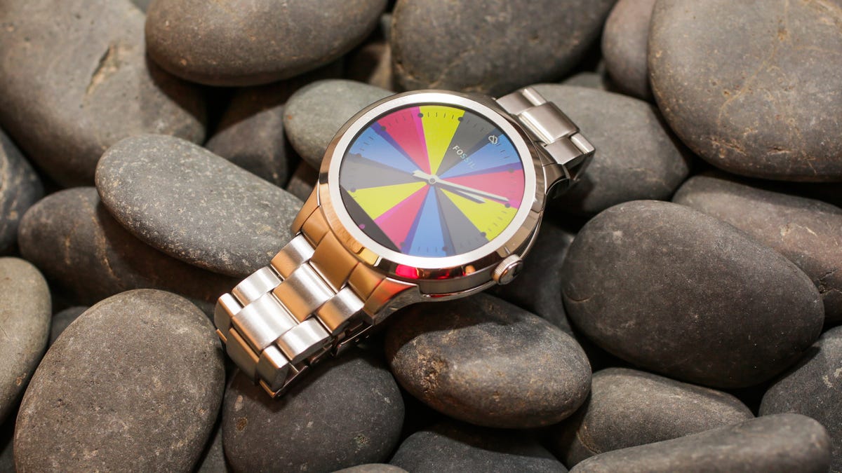 fossil-q-founder-01.jpg