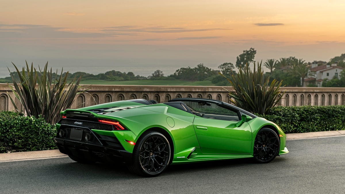 2020 Lamborghini Huracan Evo Spyder