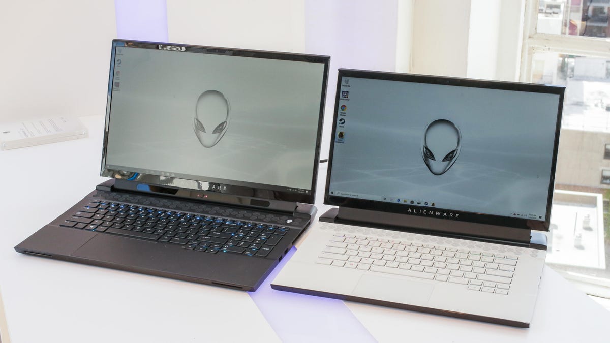 01-alienware-m17
