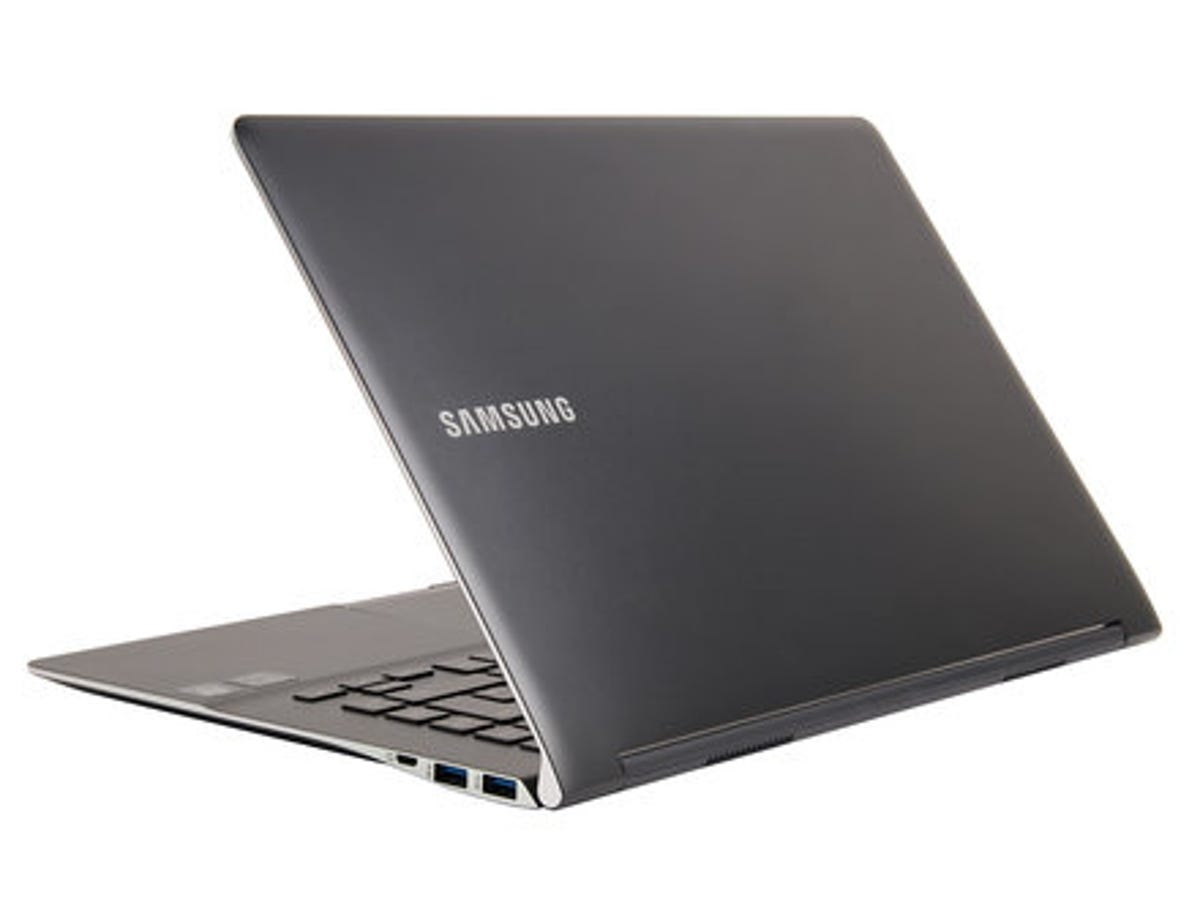 Samsung Series 9 900X4C lid