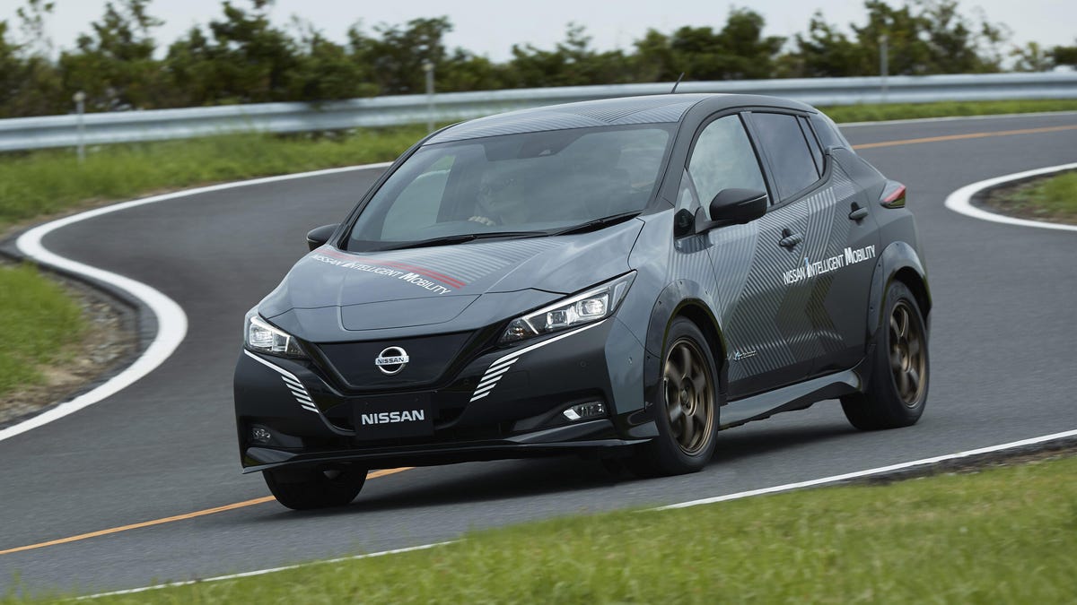 Nissan Twin-Motor EV