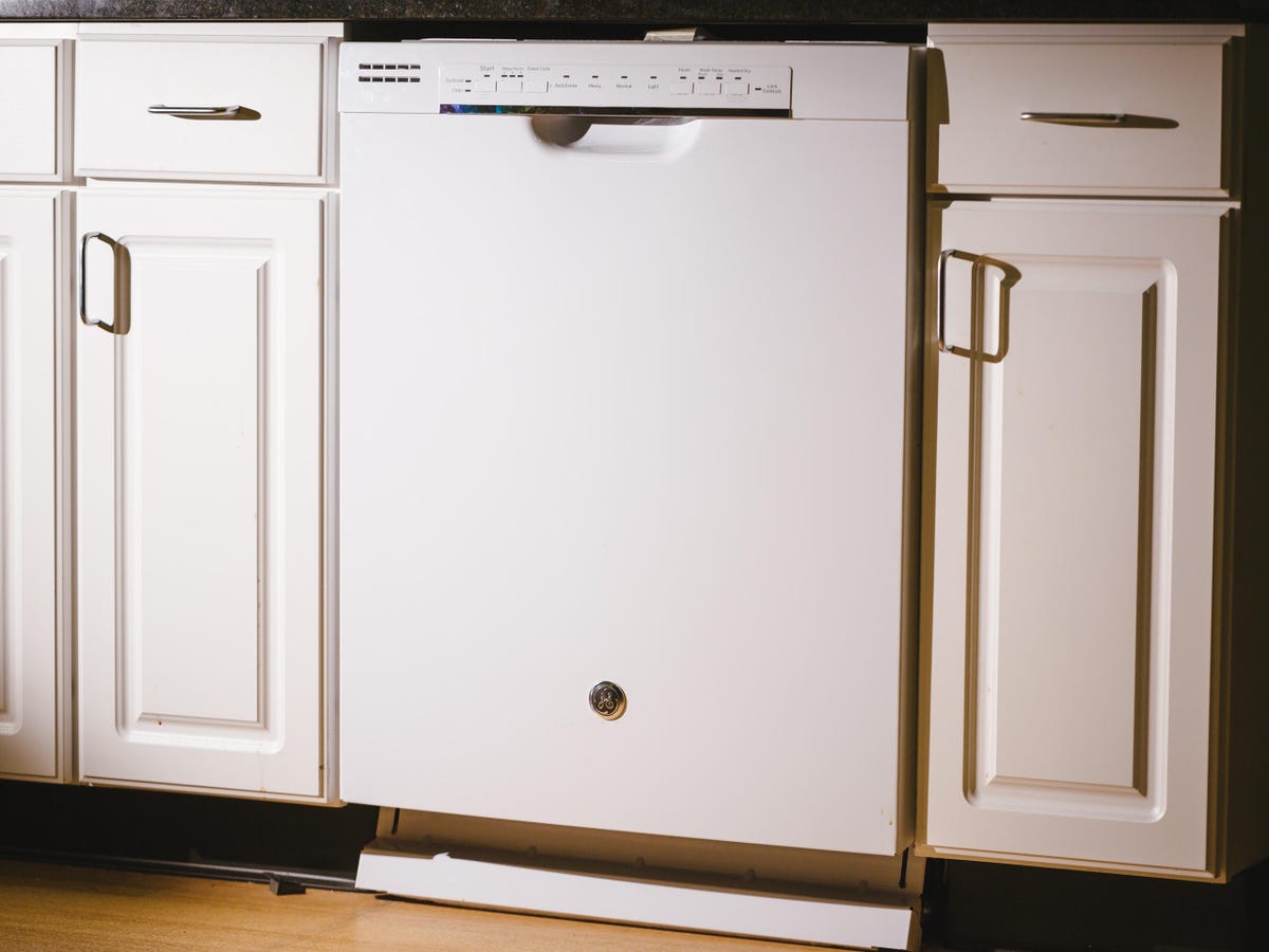 ge-gdf520pgjww-product-photos-1