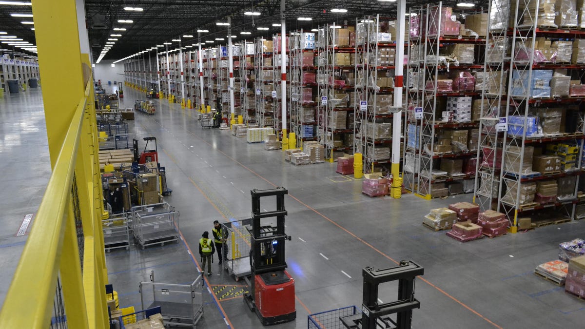 amazon-fall-river-fulfillment-center-3