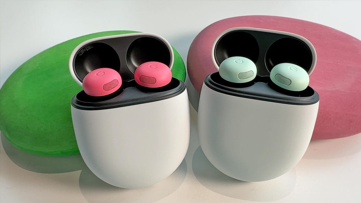 Pixel Buds Pro 2 in pink and green