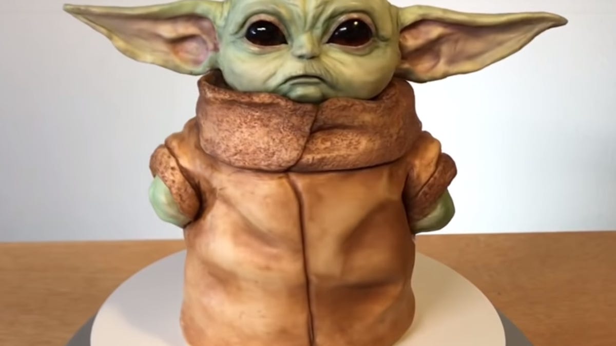 baby-yoda-cake-sideserf-video-still.png