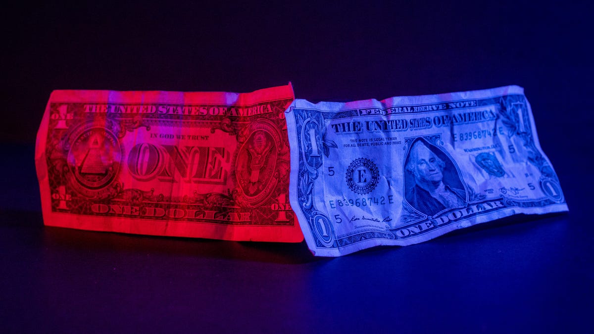 006-cash-money-stimulus-bill-red-blue-politics-torn-apart-election