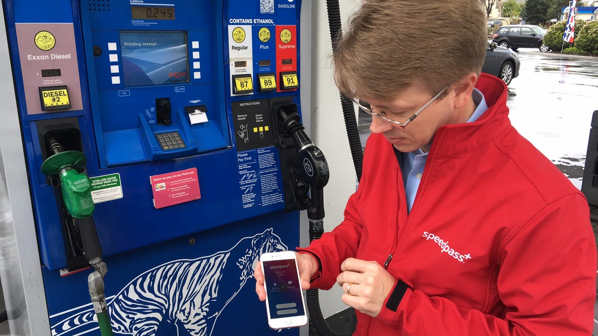 exxonmobil-apple-pay.jpg
