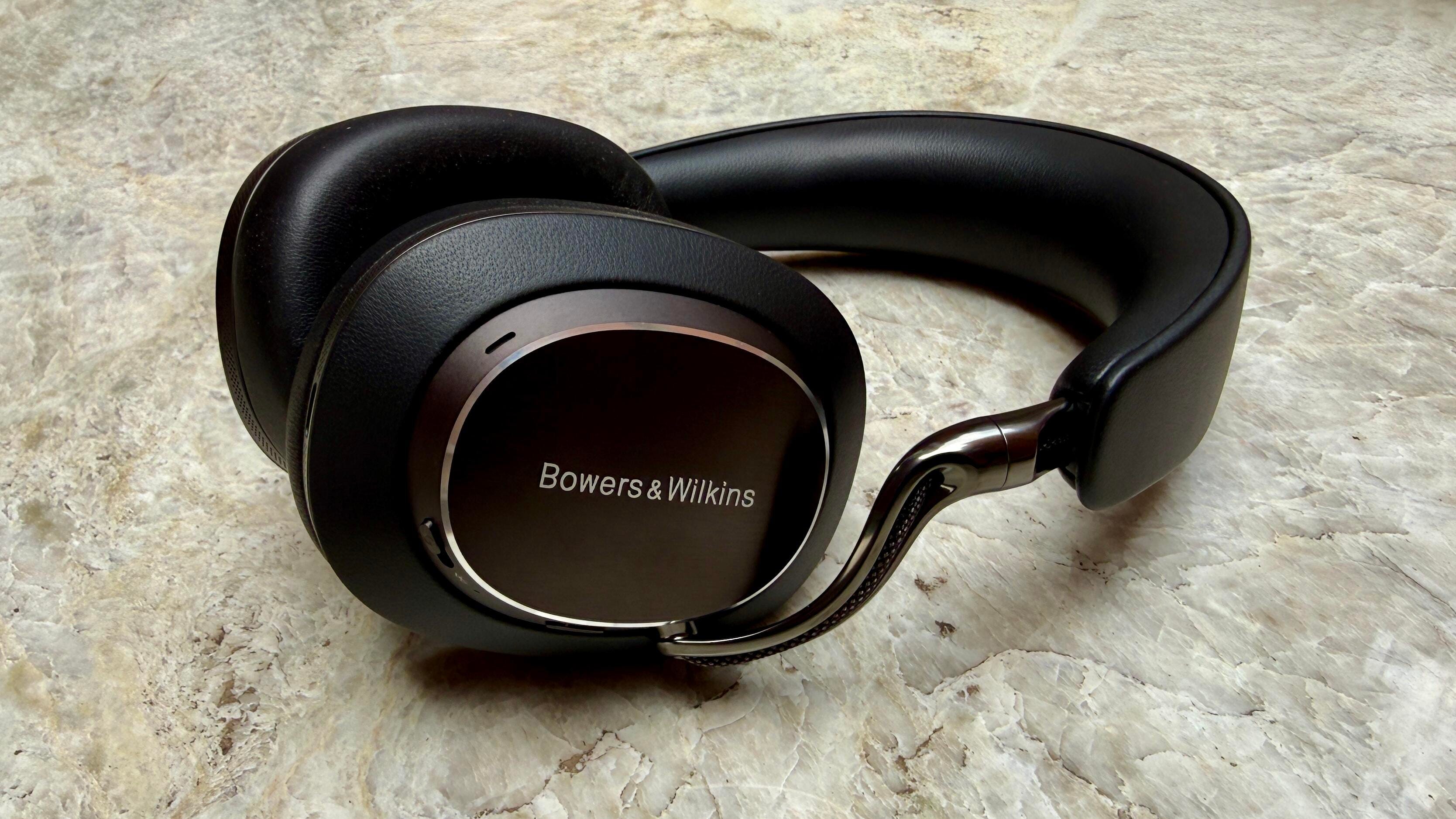 Image of Bowers & Wilkins PX8 S2