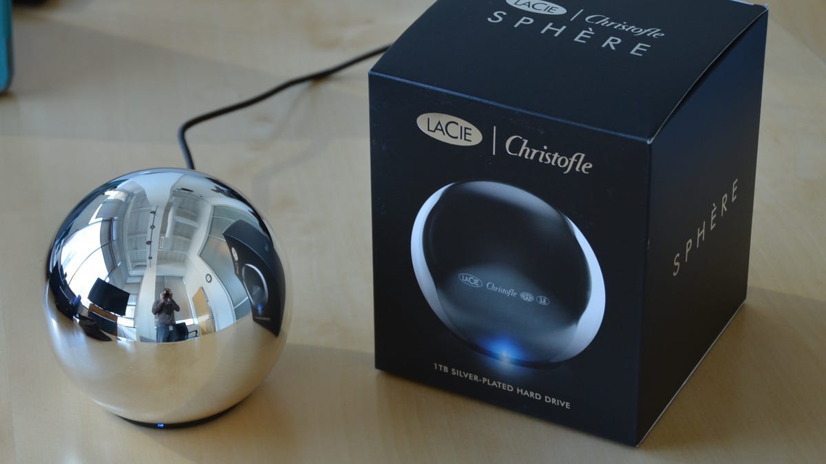 The LaCie Sphere is so leek it's to appreciate its shininess in photos.