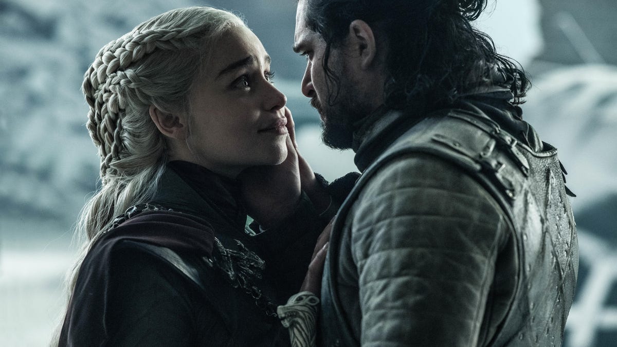 game-of-thrones-season-8-episode-6-jon-holds-daenerys