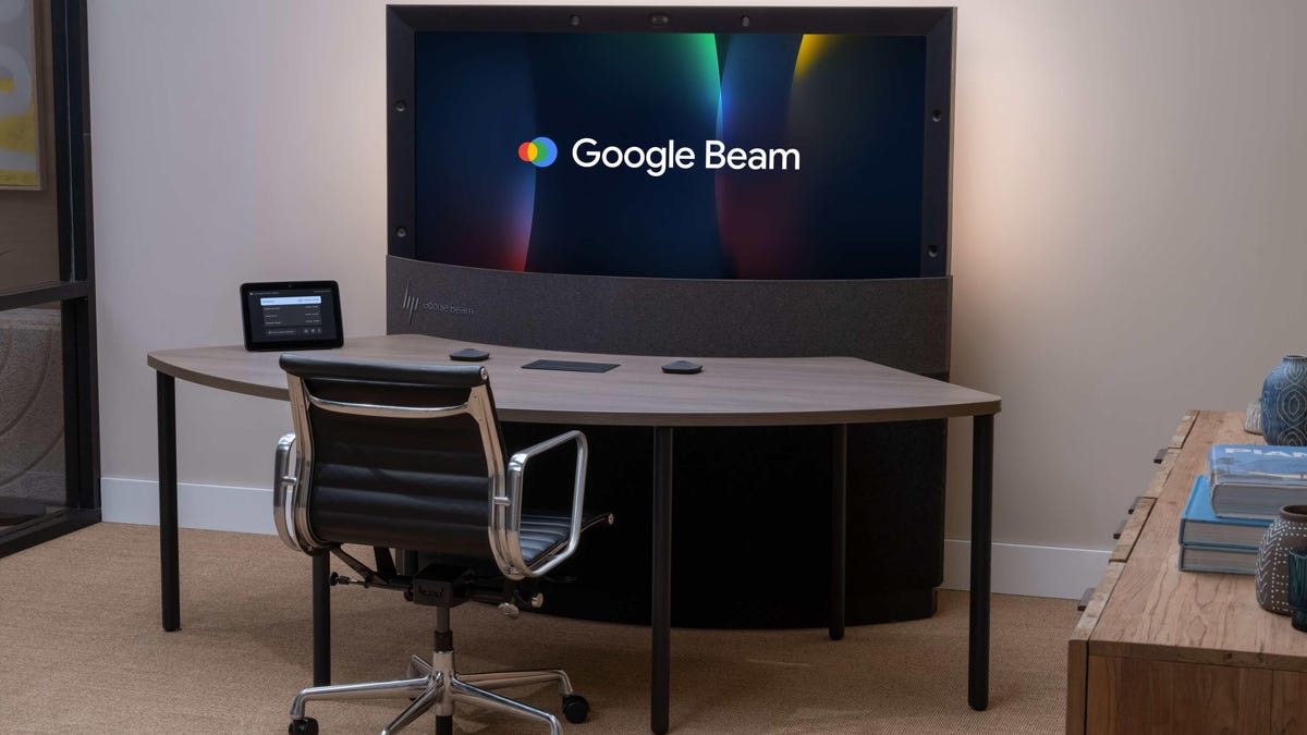 HP's workstation with the virtual Google Beam display.