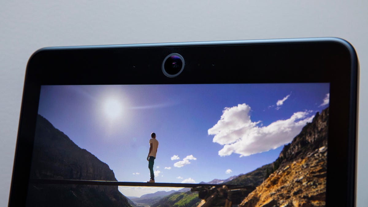 facebook-portal-messenger-chat-2198