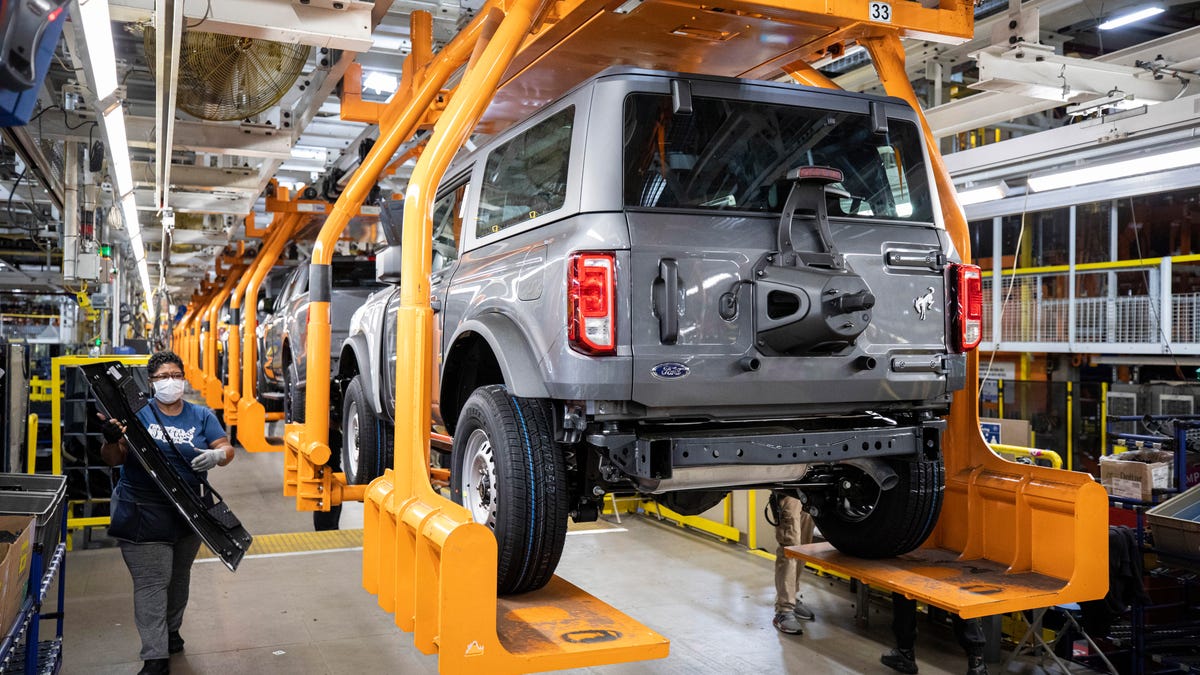 2021 Ford Bronco production line