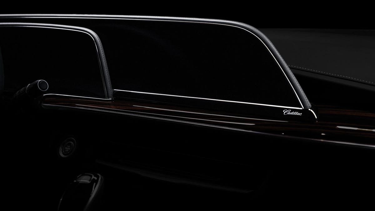 2021 Cadillac Escalade screen teaser