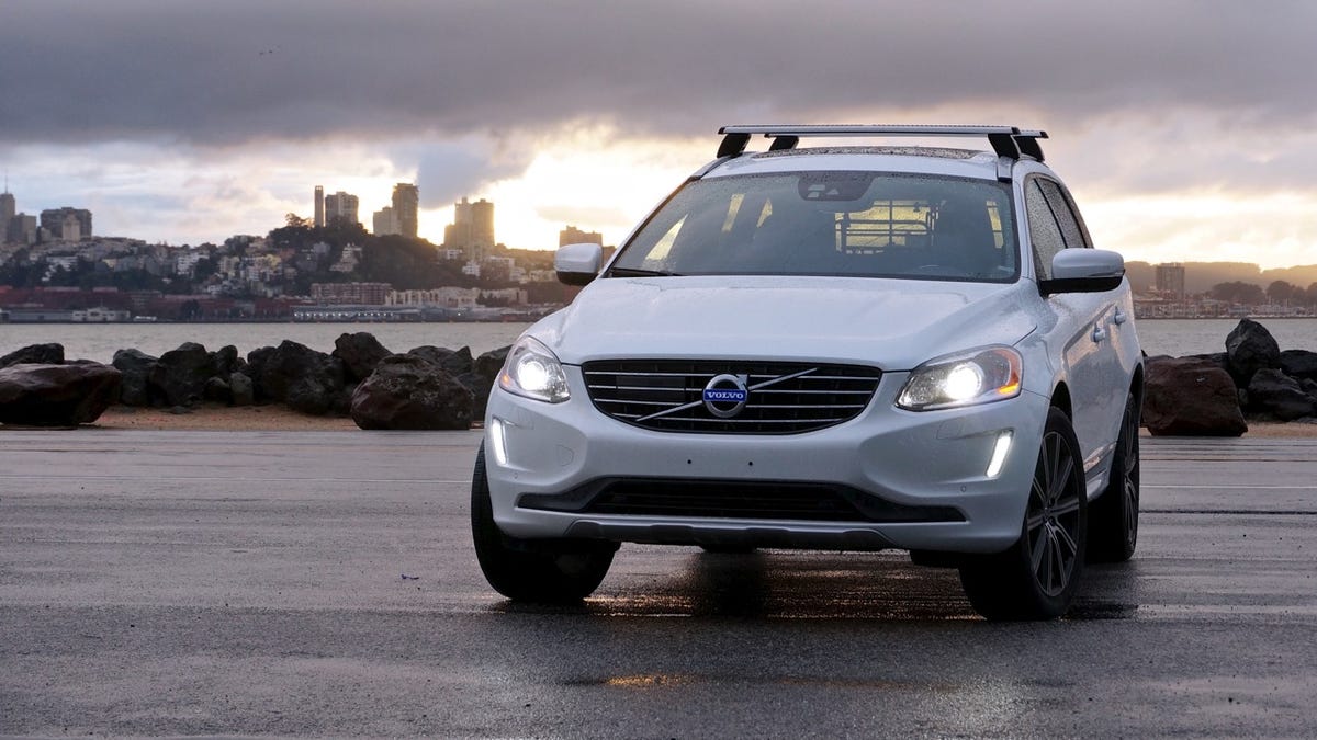 20155volvoxc6021.jpg