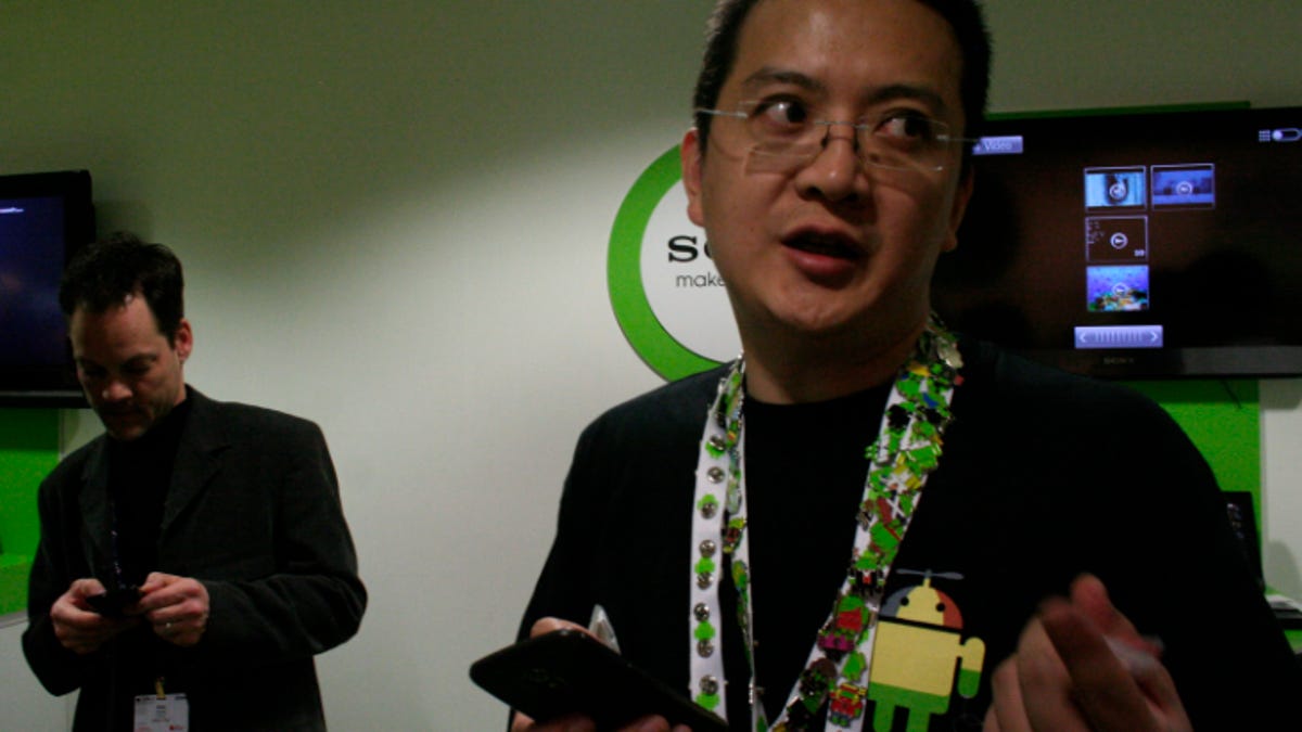 Pin crazy at Google's booth at MWC 2012